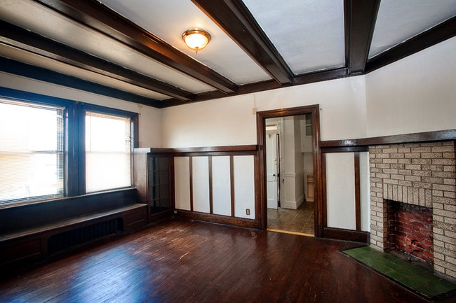 Walnut Street Apartments