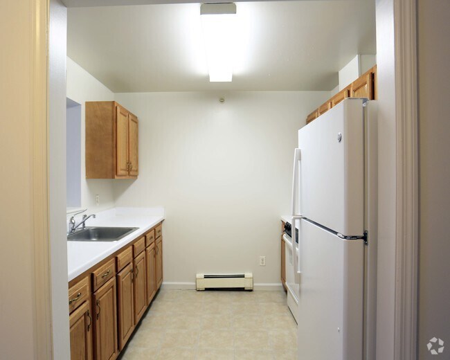 Water's Edge 55+ Senior Community Apartments For Rent in Port Jervis