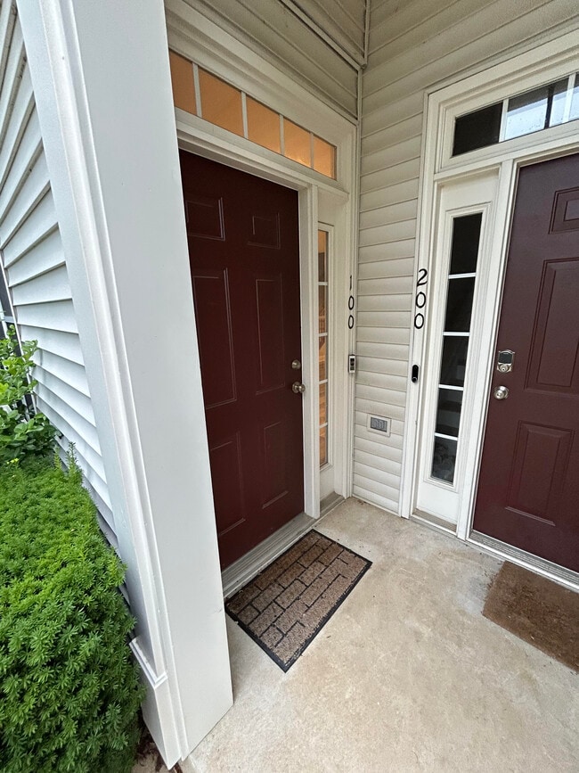 Photo - 640 Orchard Ridge Dr Unidad 100