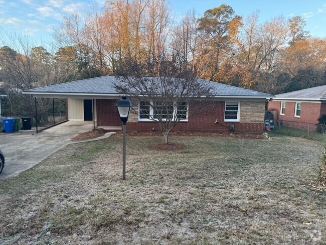 Building Photo - Wonderful 3 bedroom home in North Columbus