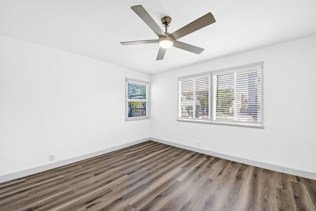 Photo - 727 Olive Ave