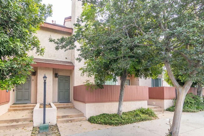 Photo - Spacious 3-Bedroom, 3-Bath Tri-Level Townh...