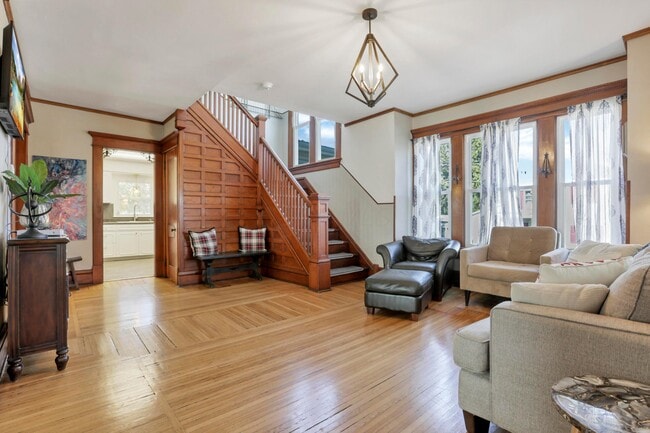 Photo - 11925 Lancaster St