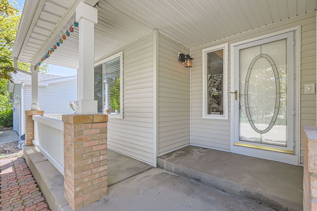 Photo - Gorgeous 4 Bed 2.5 Bath Home in Wolf Creek!