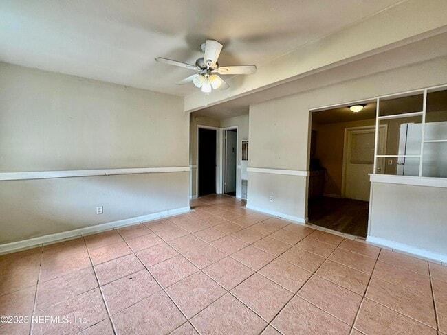 1859 Doyon Ct