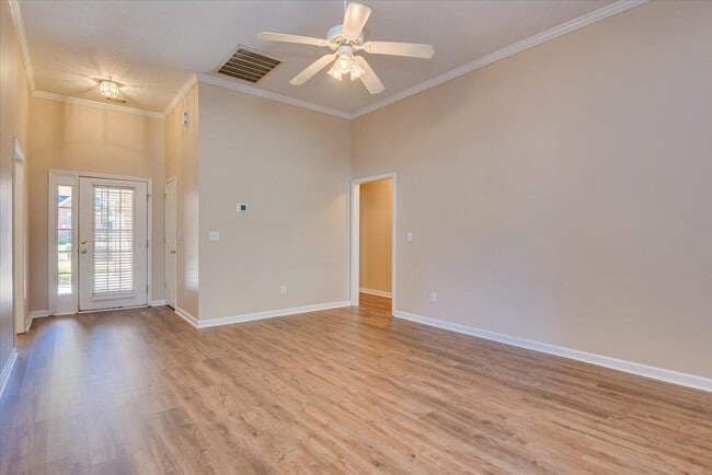 Photo - 1223 Carriage Dr