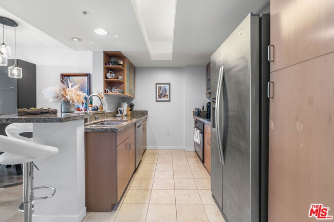 Photo - 13700 Marina Pointe Dr Unidad 621