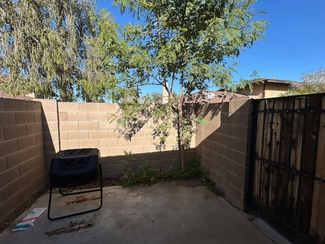 Photo - 1634 W Village Way