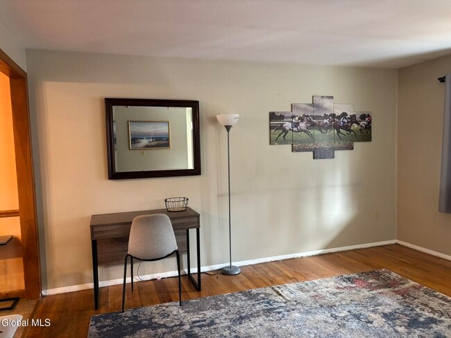 Photo - 52 Trottingham Rd