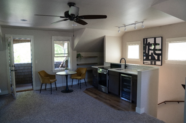 Photo - 1419 N 6th St Unidad A