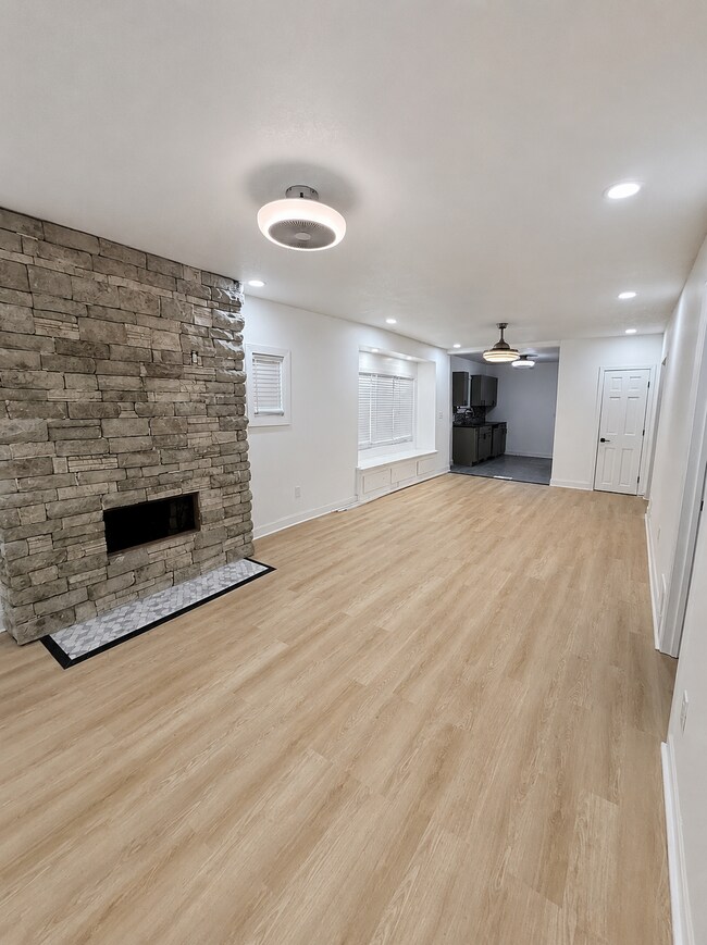 Photo - 3639 Agnes Ave