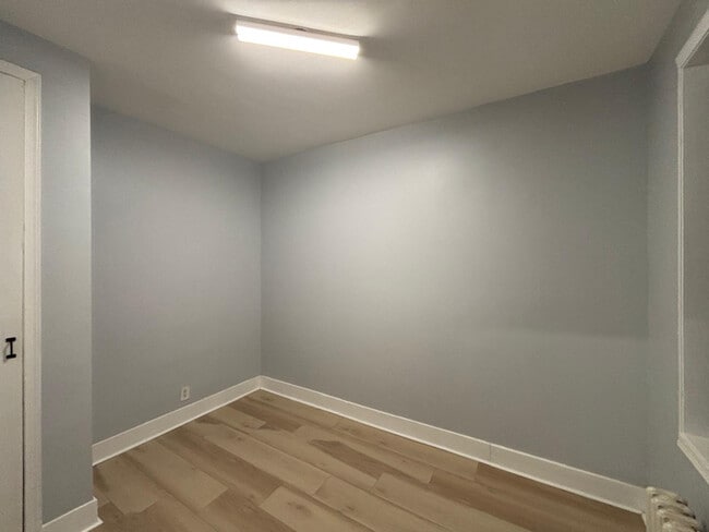 Photo - 211 64th St Unidad 10