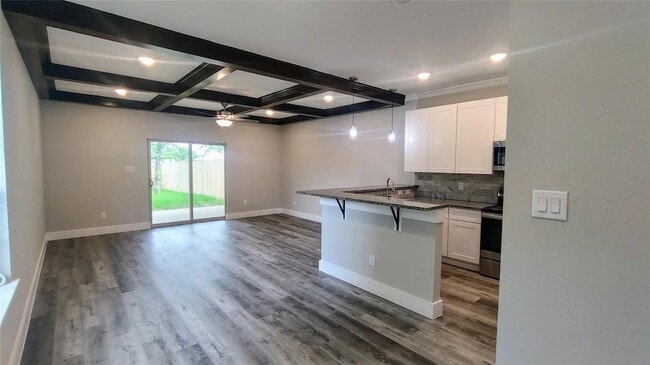Photo - 1705 Ash Crescent St