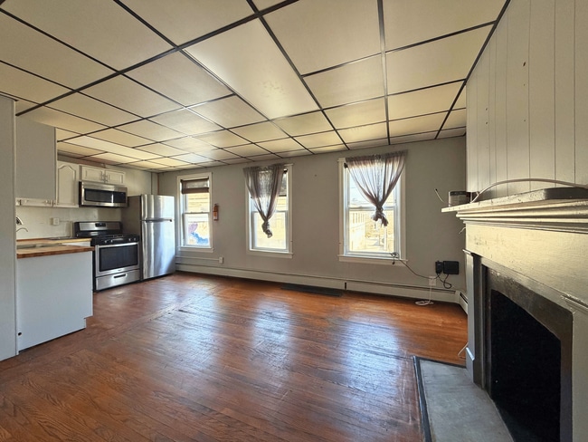 Photo - 169 Liberty St Unit 2