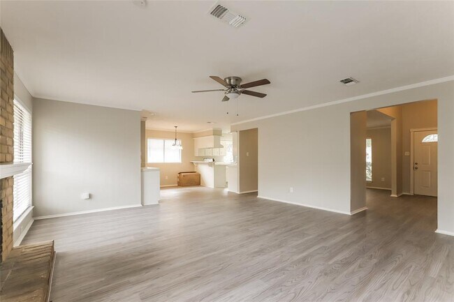 Photo - 1335 Westgreen Blvd