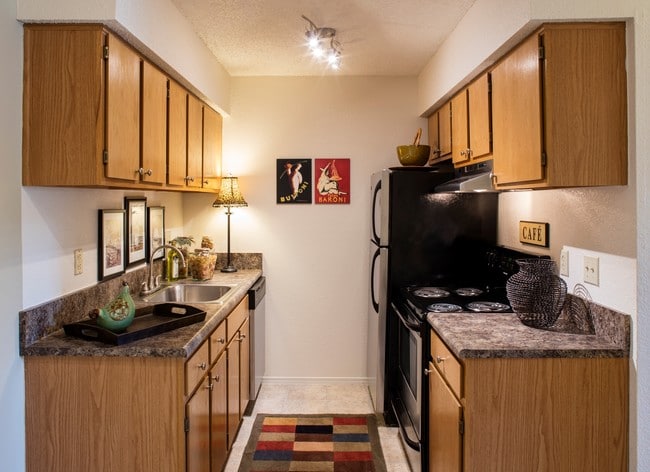 Catalina kitchen.jpg - Brandywine