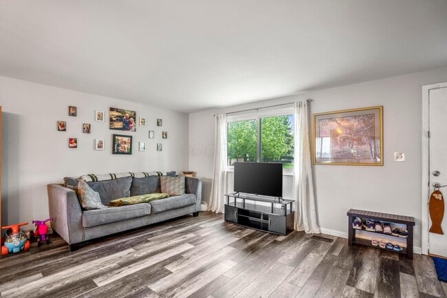 Photo - 2421 Nugget Dr