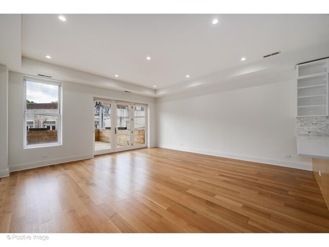 Photo - 2216 N Lincoln Ave