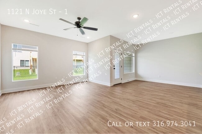 Photo - 1121 N Joye St