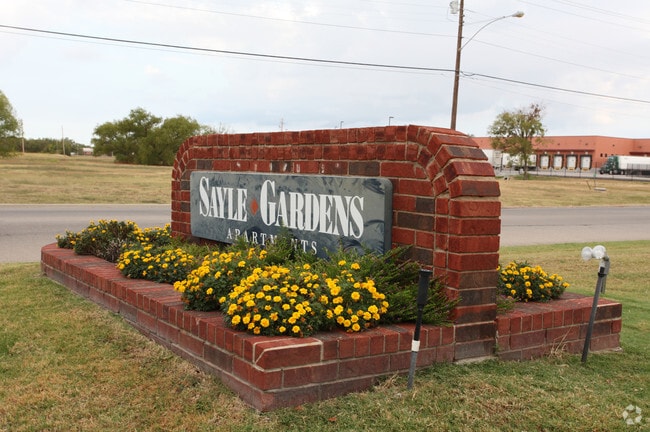 Sayle Garden - Sayle Garden