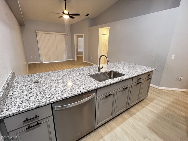 Photo - 1428 SE 24th Ave