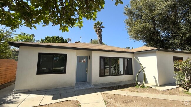 Building Photo - 492 Palisade St Rental