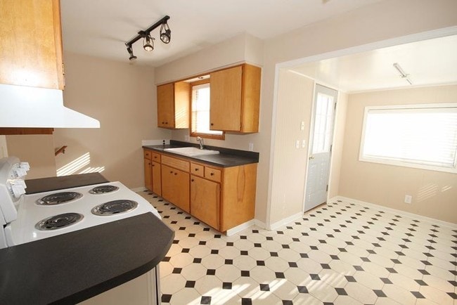 Photo - 1509 Bel Air Dr