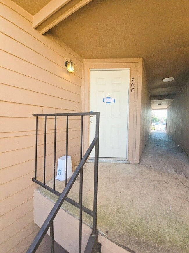 Photo - 10101 S Gessner Rd