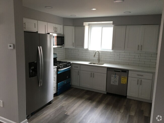 Building Photo - 2234 Hoffnagle St Unit 1st Floor Rental