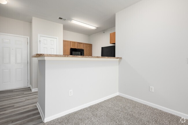 3BR, 2BA - 1,370SF - Dining Room