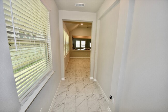 Photo - 22491 Kinley St