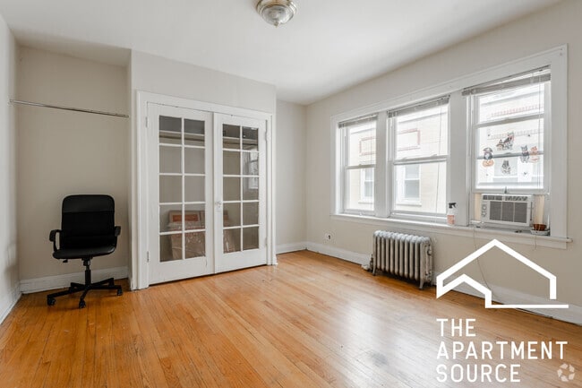Building Photo - 4409 N Kenneth Ave Unit 1A Rental