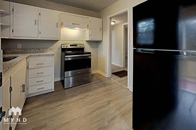 Photo - 142 Baker Ave