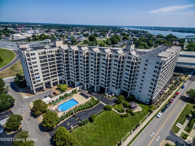 Building Photo - 1 Riverpointe Plaza Unit 912 Rental