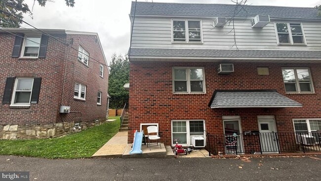 Building Photo - 1022 Fox Chase Rd Rental