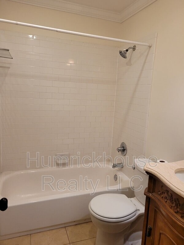 Photo - 3228 Barnhill Dr