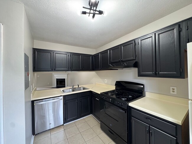 Photo - Charming 2-bedroom, 2.5-bath Townhome