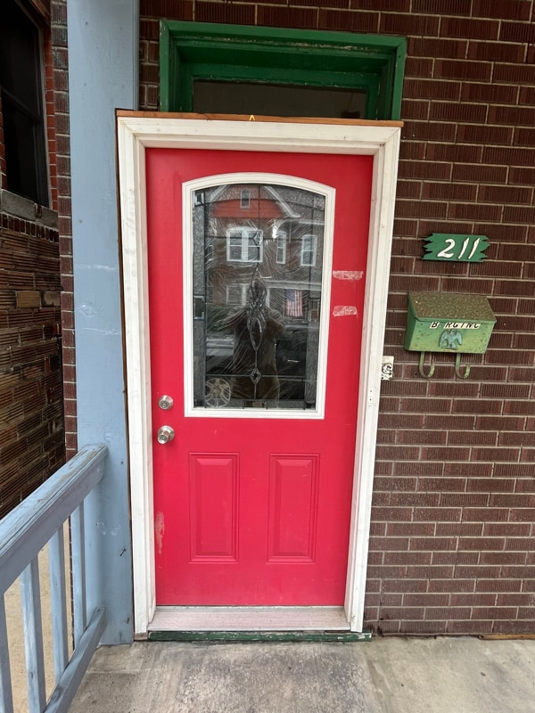 Photo - 211 W 2nd St