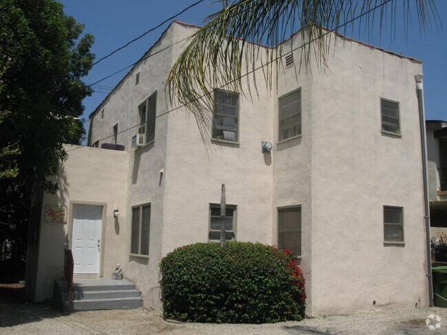 Building Photo - 1601 N Harvard Blvd Unit 1603 Rental