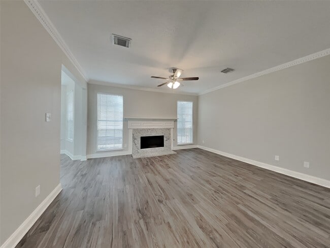 Photo - 510 Tanguey Ct