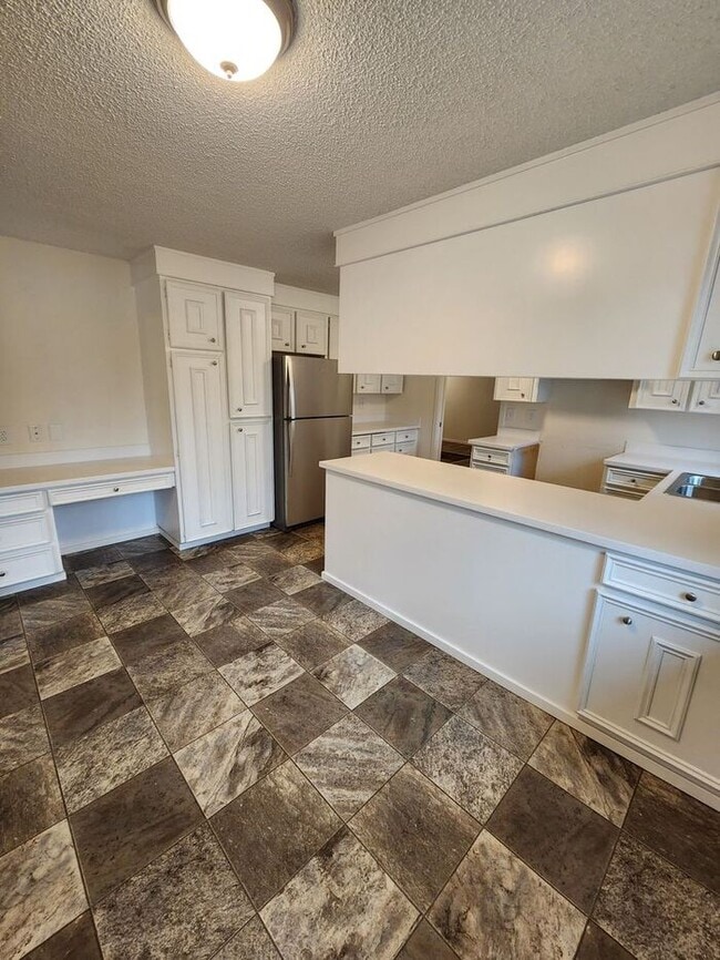 Photo - Nice 3 Bedroom Rambler In the Parkland/Spanaway Area!