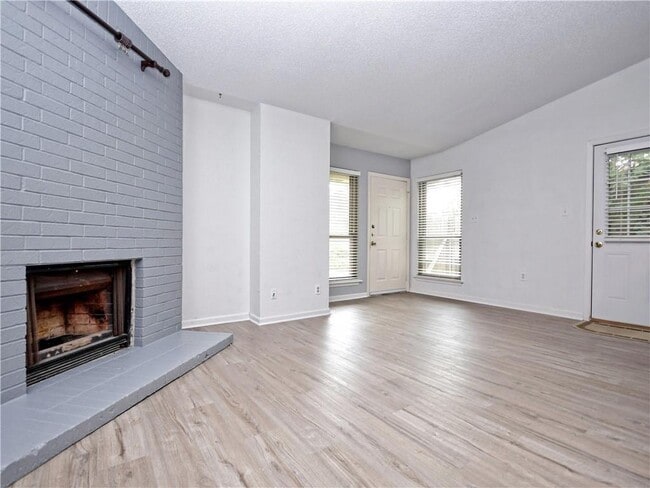 Photo - 1714 Rawhide Loop