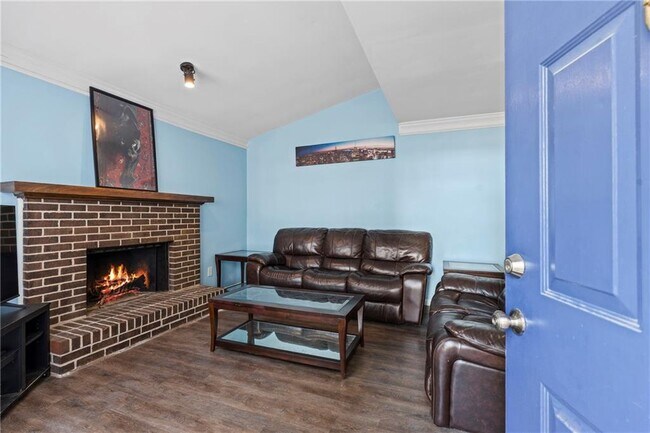 Photo - 547 Picketts Bend Cir