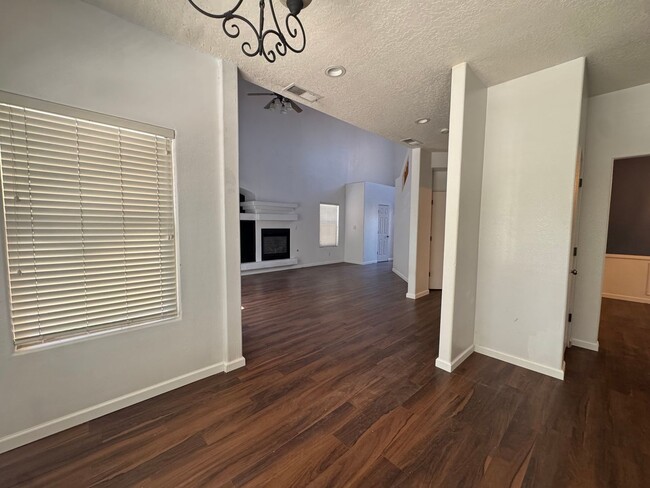 Photo - Ventana Ranch 3-Bed!