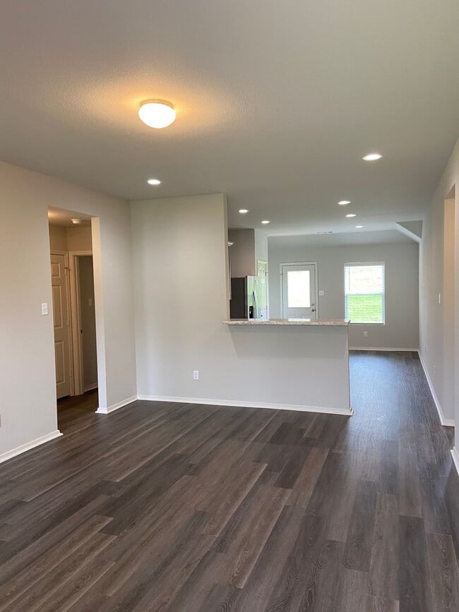 Photo - Preleasing Now! Four Bedroom | Two Bathroom Home in Fairview Haven