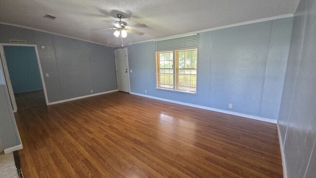Photo - 264 Williams Rd