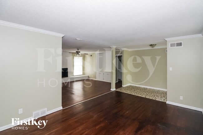 Photo - 4310 Millbranch Rd