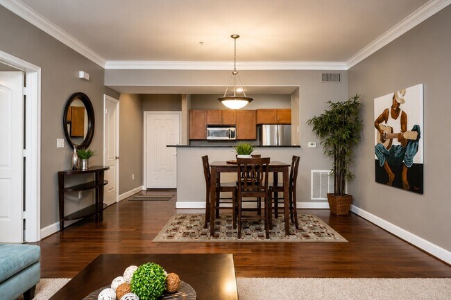 2299 Lone Star Dr Unit 101