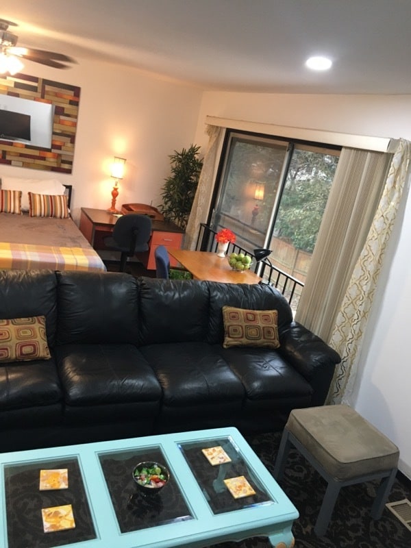 Photo - 11114 Oak Leaf Dr Unit 1st floor suite