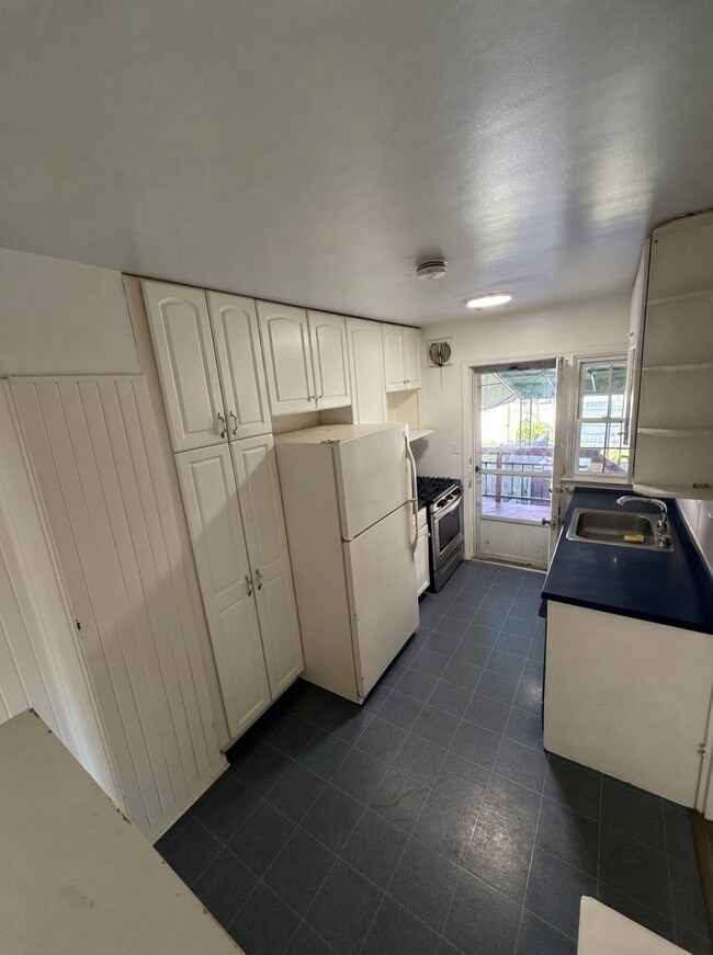 1626 Feldbrook Rd